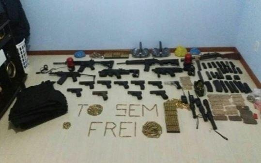 Armas e muni&ccedil;&atilde;o da organiza&ccedil;&atilde;o criminosa foram apreendidas