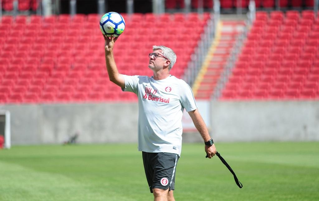 Odair alertou para poss&iacute;veis mudan&ccedil;as na escala&ccedil;&atilde;o e na forma do Boavista atuar