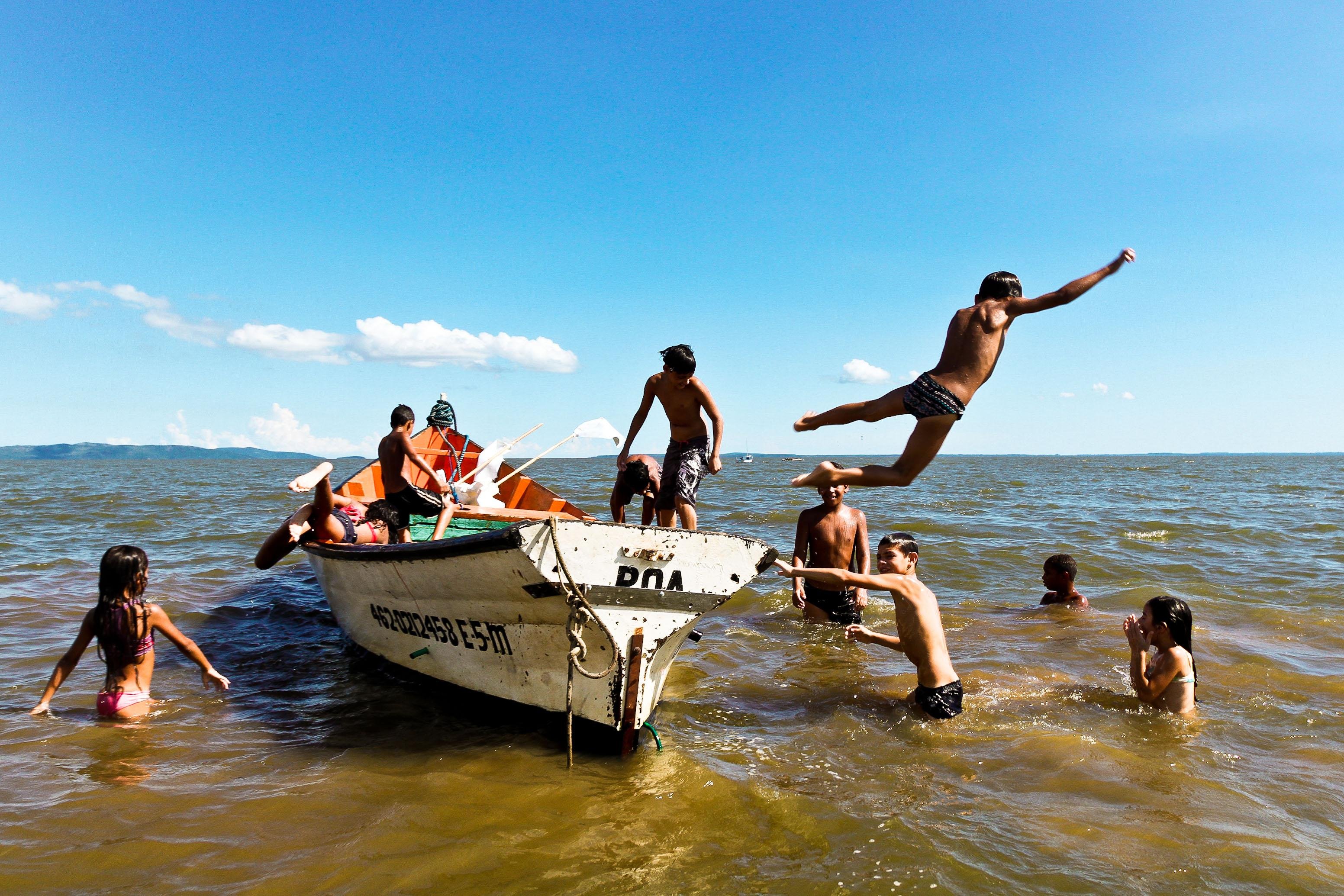 Todos os pontos das praias do Lami e de Bel&eacute;m Novo est&atilde;o pr&oacute;prios para banho