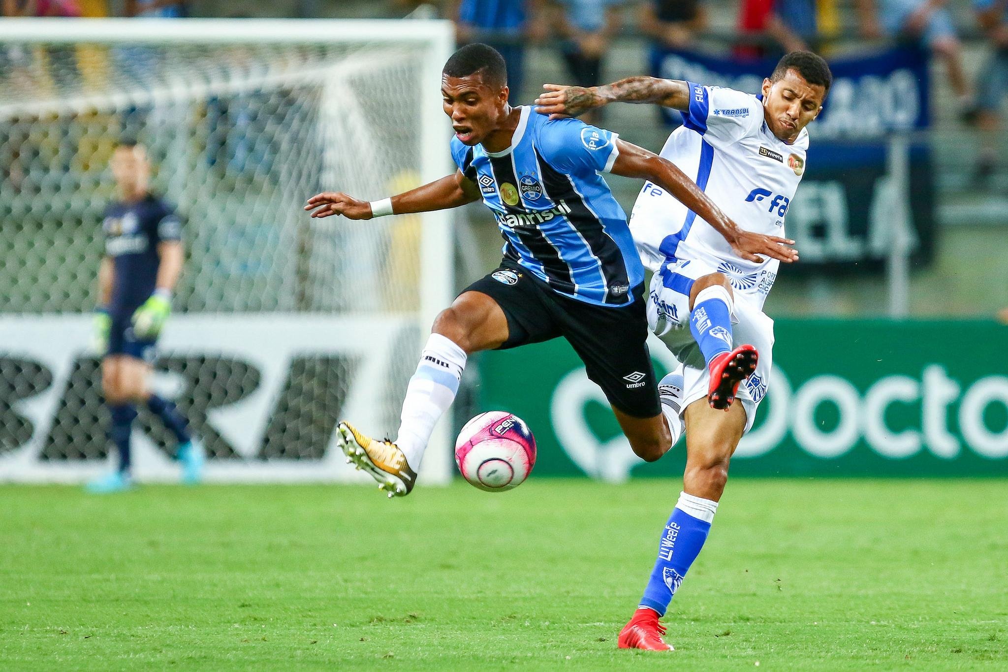 Romildo enfatizou que preocupa&ccedil;&atilde;o do Gr&ecirc;mio &eacute; preparar o time para a Recopa