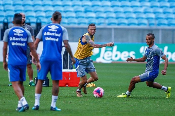 T&eacute;cnico Renato Portaluppi usar&aacute; for&ccedil;a total para somar tr&ecirc;s pontos