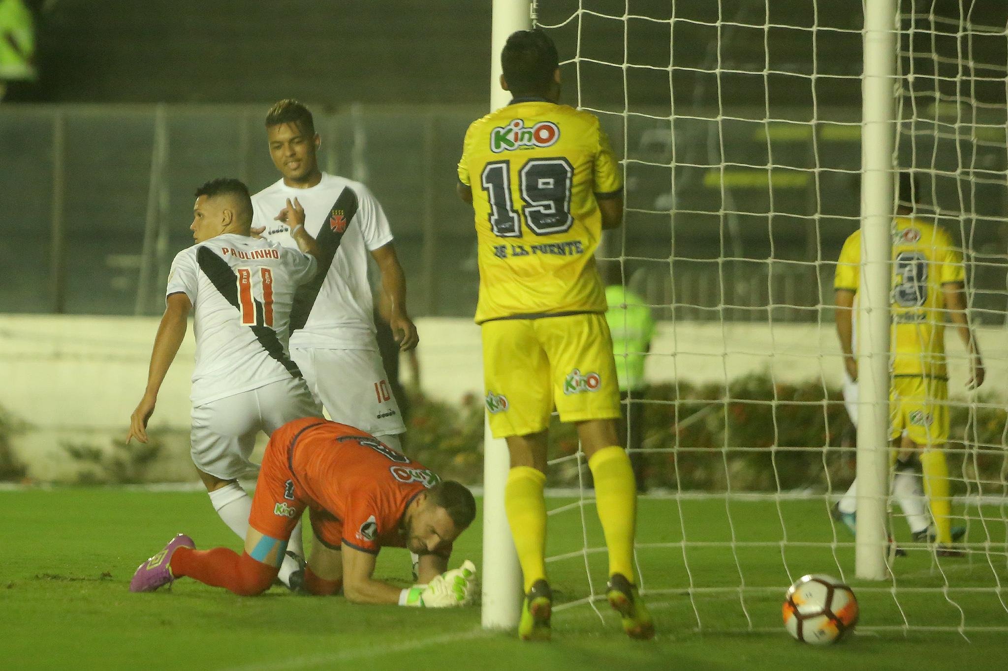 Vasco derrotou time chileno por 2 a 0