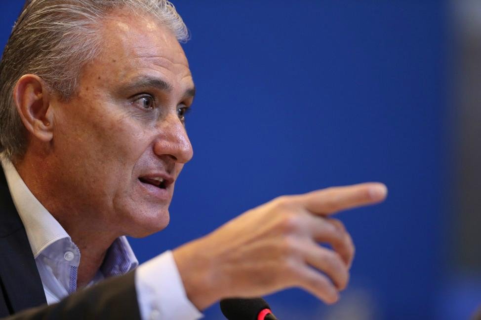 Tite e os demais t&eacute;cnicos ter&atilde;o at&eacute; o dia 14 de maio para apresentar uma lista inicial de 35 jogadores