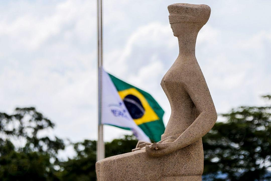 Processos aguardam que uma mesma quest&atilde;o de direito tenha sua decis&atilde;o em casos refer&ecirc;ncia