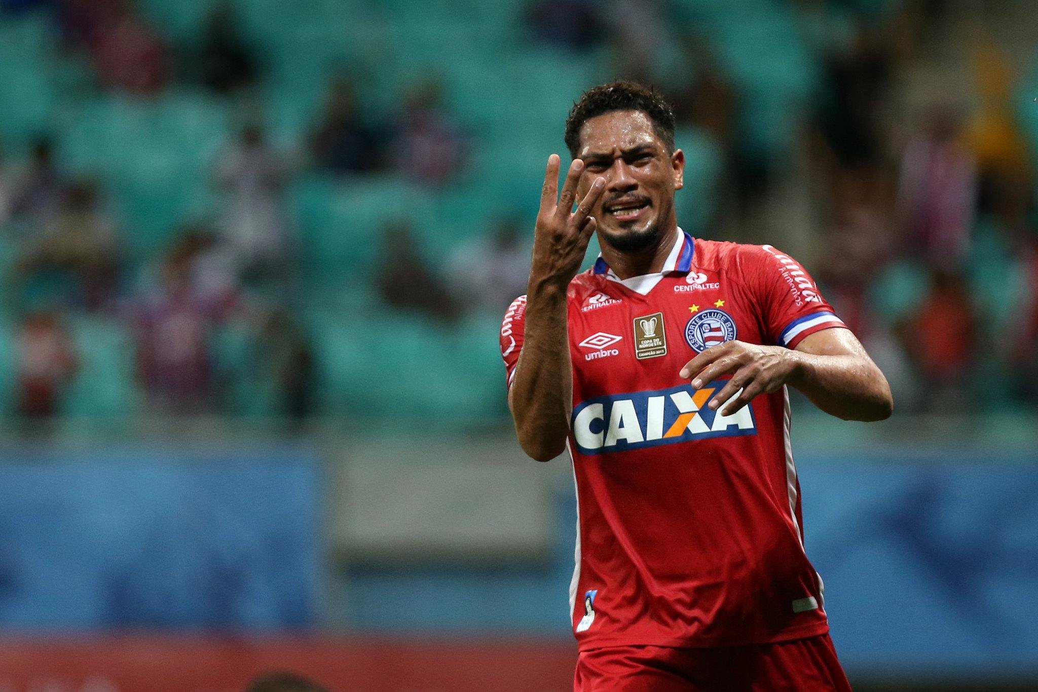 Centroavante foi artilheiro do tricolor baiano em 2016, com 21 gols