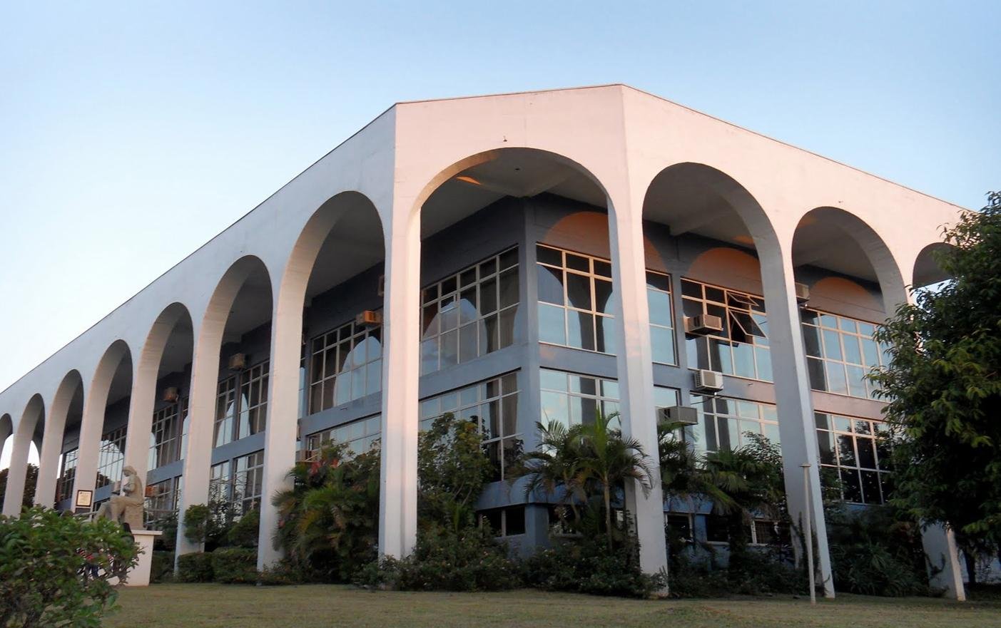 Tamb&eacute;m ser&aacute; instalado um sistema solar fotovoltaico na Prefeitura Municipal
