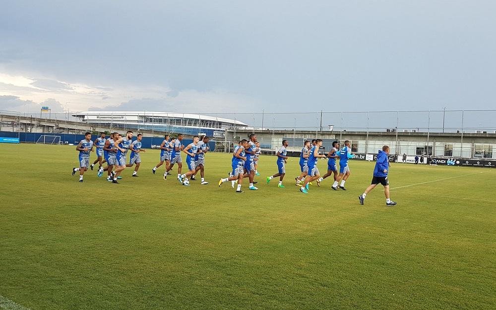 Jogadores treinaram tamb&eacute;m sob orienta&ccedil;&atilde;o do preparador f&iacute;sico Rog&eacute;rio Dias