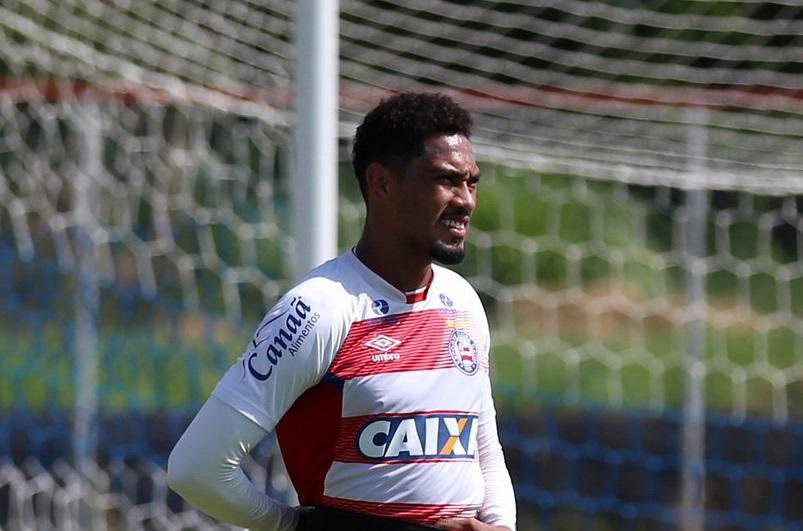 Novo centroavante do Gr&ecirc;mio deve realizar exames nesta ter&ccedil;a-feira