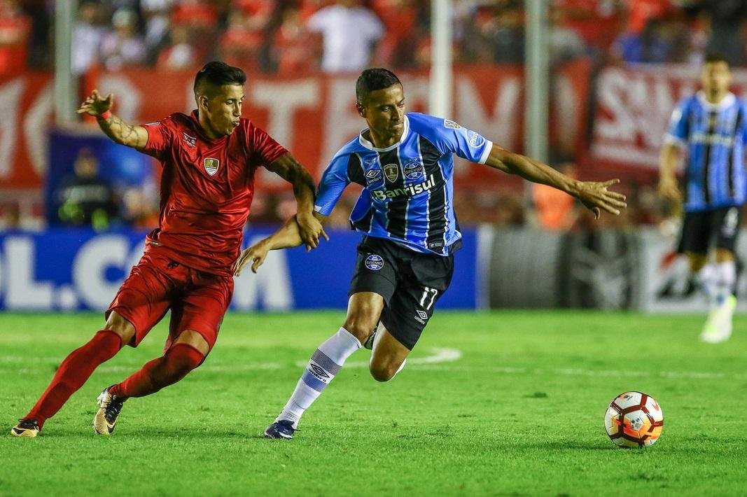 Presidente elogiou segundo tempo e lembro que titulares fazem apenas a terceira partida do ano