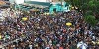 Foliões lotaram as ruas da República e Lima e Silva