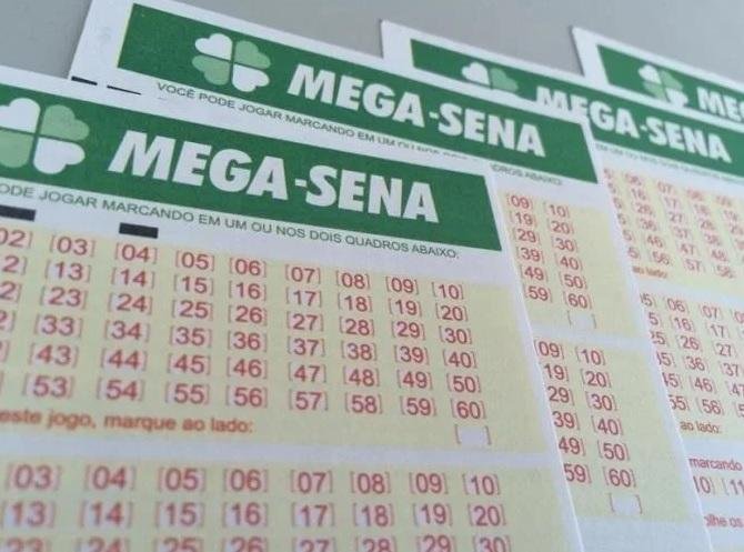 Aposta de Curitiba fatura mais de R$ 104 milh&otilde;es na Mega-Sena 