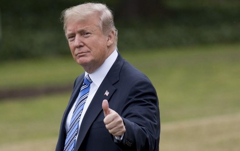 Trump apoia melhoria no controle de antecedentes para compra de armas