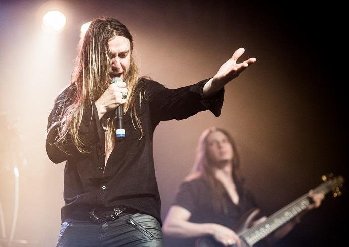 Edu Falaschi trar&aacute; turn&ecirc; "Rebirth of Shadows" a Porto Alegre em maio