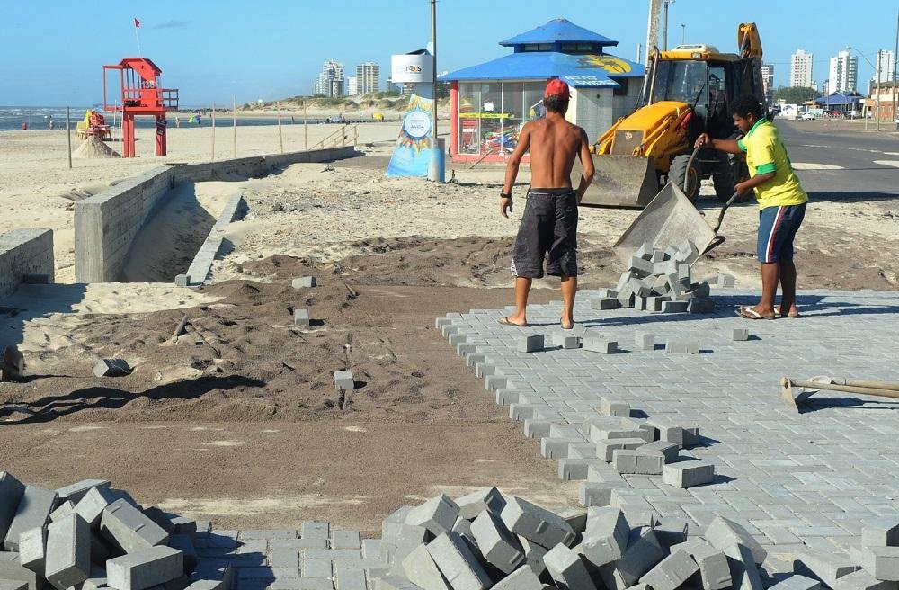 Obras no cal&ccedil;ad&atilde;o de Imb&eacute; devem seguir at&eacute; abril 