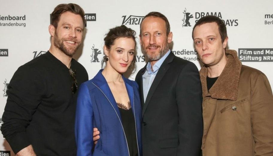 Ken Duken, Friederike Becht, Wotan Wilke Mohring e August Diehl estrelam o seriado