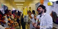 ONG Doutorzinhos levaram alegria até a unidade de pediatria do Hospital Moinhos de Vento