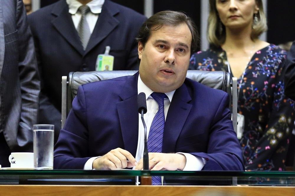 Propostas apresentadas pelo governo j&aacute; tramitam no Congresso, diz Maia