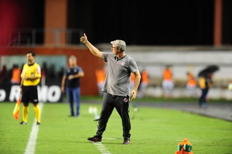 Odair destacou maturidade do Inter em virada