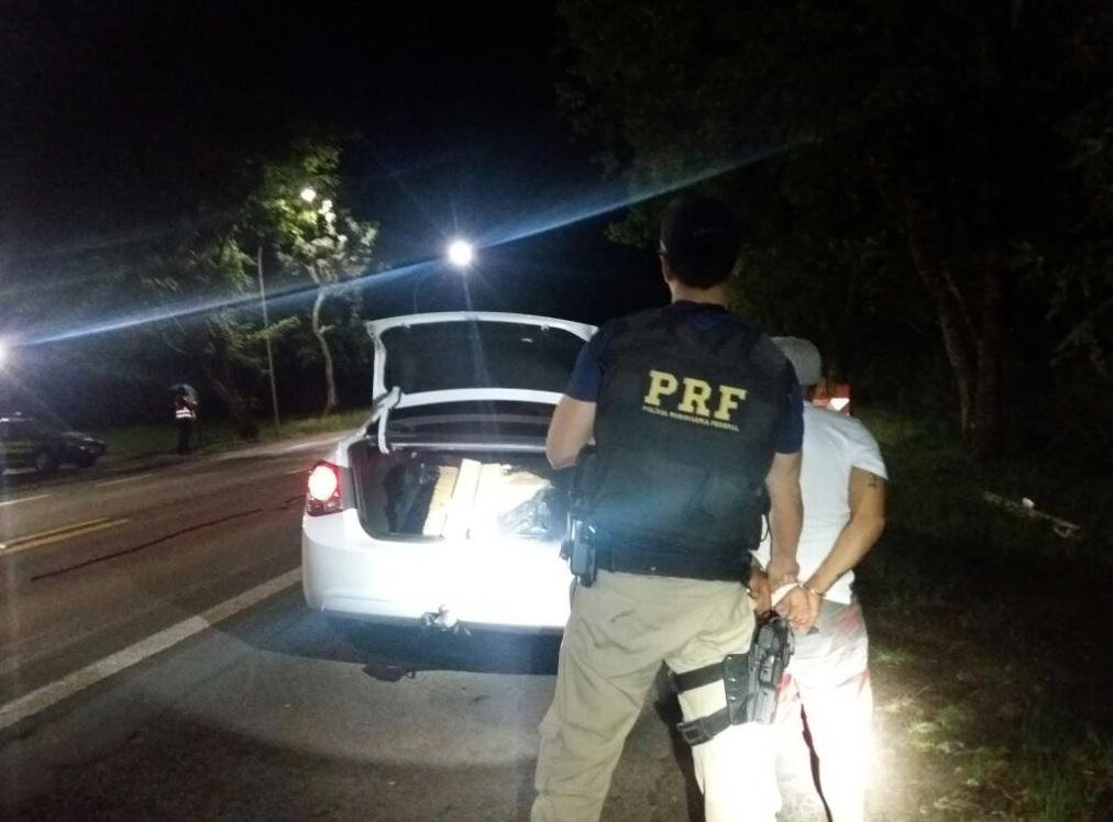 Homem &eacute; preso com 87 quilos de maconha em Alegrete 
