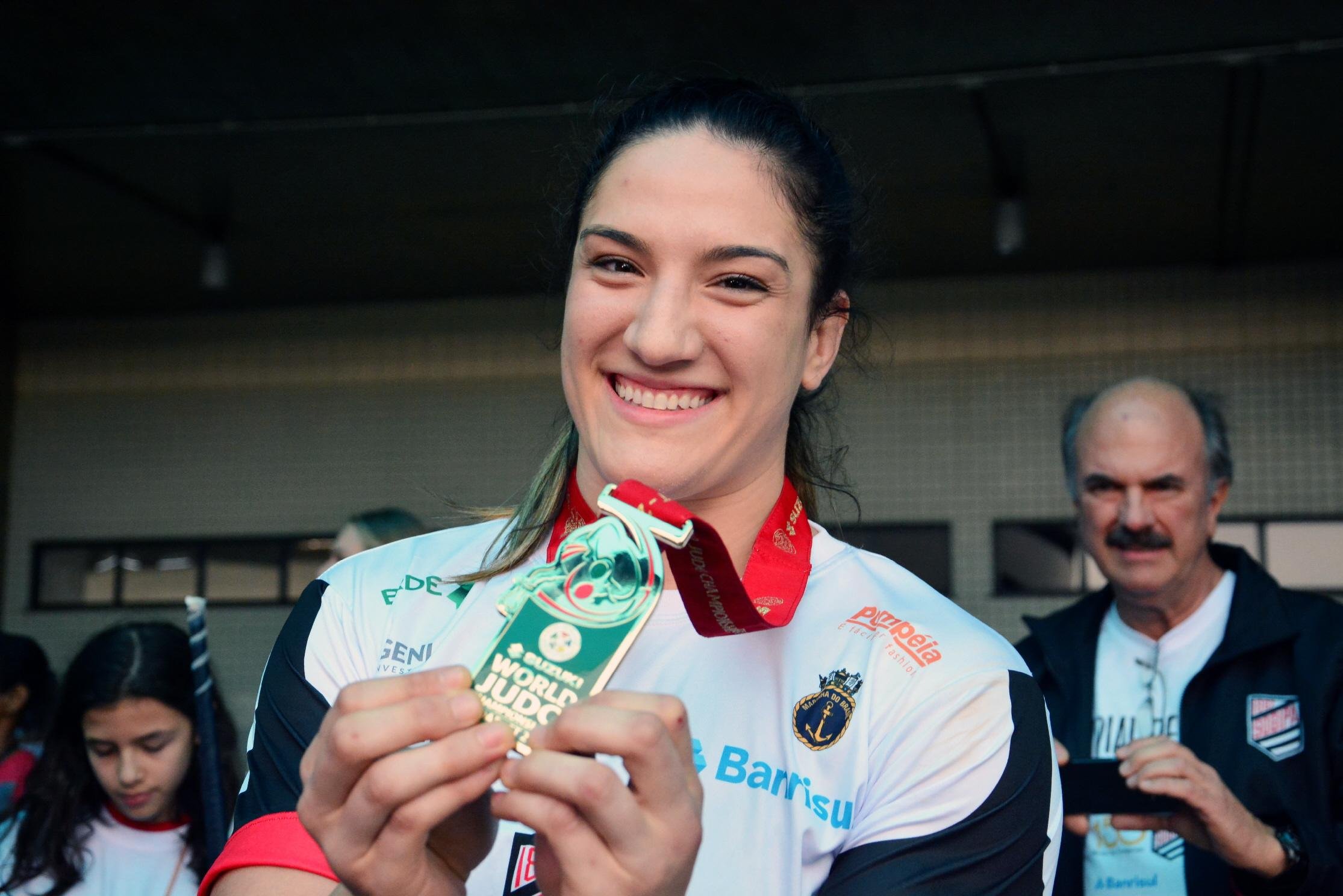 Mayra Aguiar concorre ao pr&ecirc;mio de Melhor Atleta do Ano, do COB