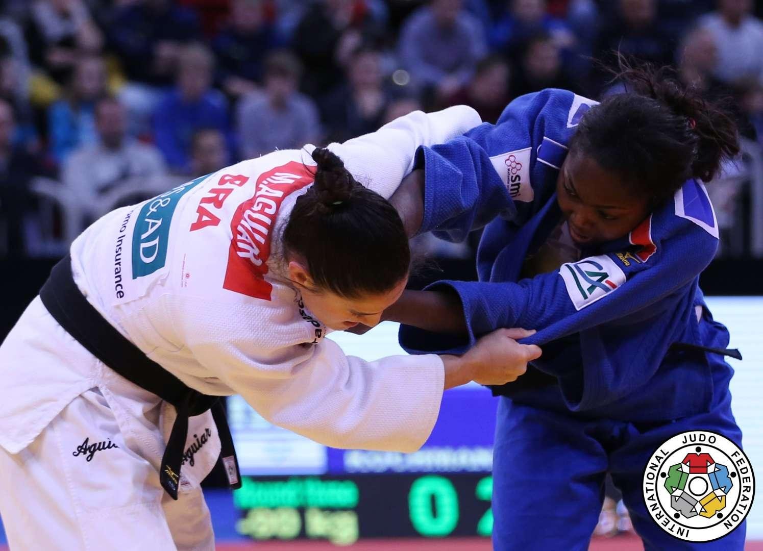Mayra Aguiar conquistou a prata no Grand Slam de D&uuml;sseldorf