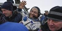 Dois astronautas americanos e um cosmonauta russo participaram de missão de mais de cinco meses a bordo