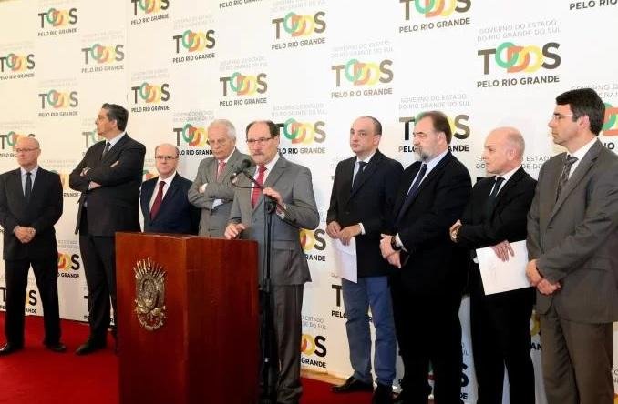 Calend&aacute;rio eleitoral for&ccedil;a mudan&ccedil;a em secretariado de Sartori	