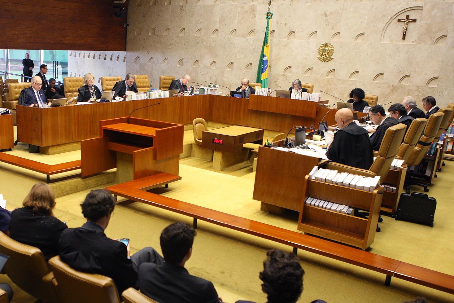 Ministro acusou advers&aacute;rio de "antecipar julgamento e falar de mala de rodinha", sobre caso de Rocha Loures