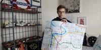 Menino checo com Asperger transforma obsessão por mapas em desenhos