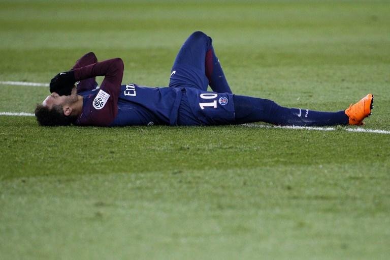 T&eacute;cnico o PSG descarta opera&ccedil;&atilde;o em Neymar