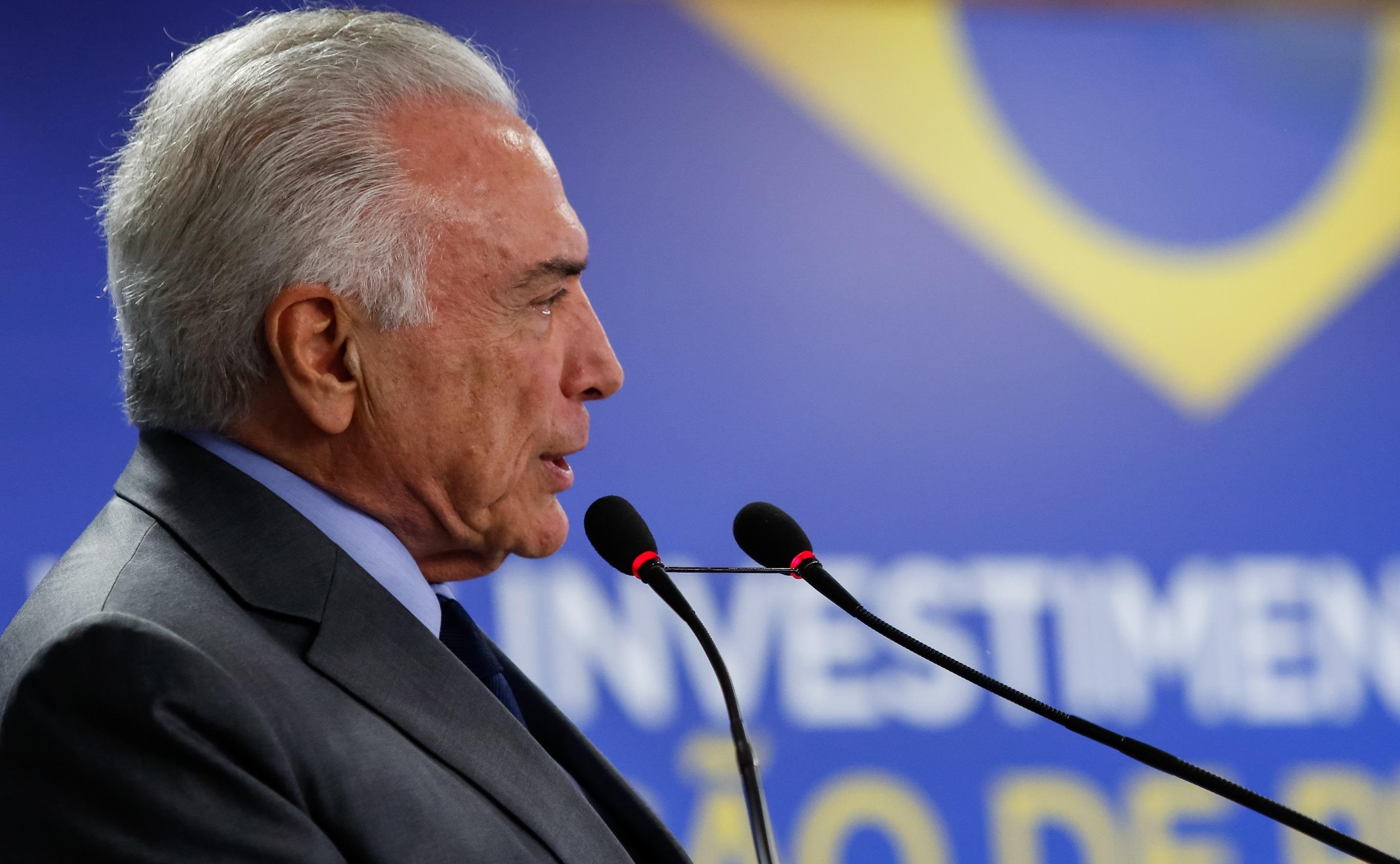 Temer anuncia plano de ajuda financeira para reequipar pol&iacute;cia nos estados