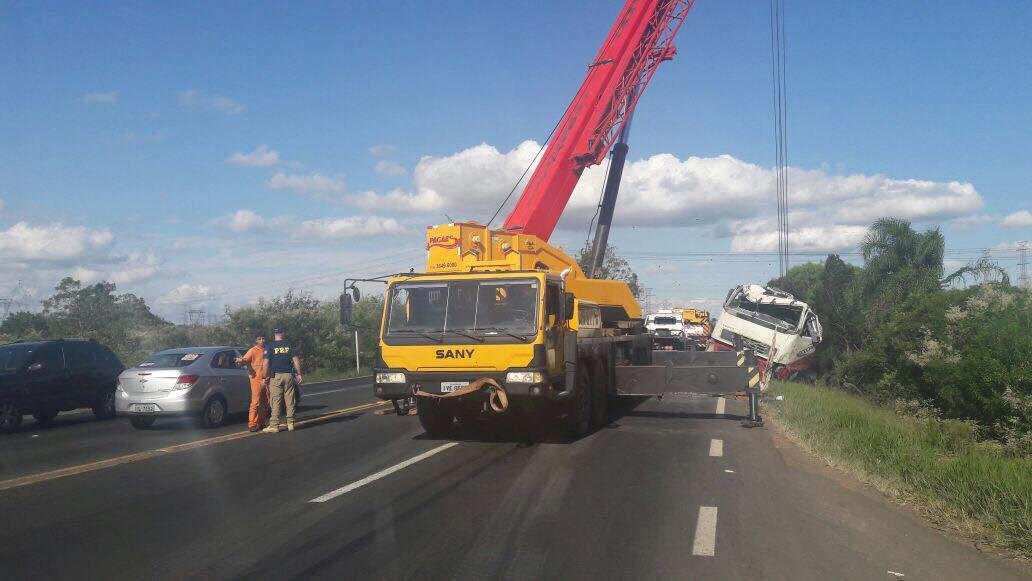 Trabalhos da PRF duraram cerca de tr&ecirc;s horas