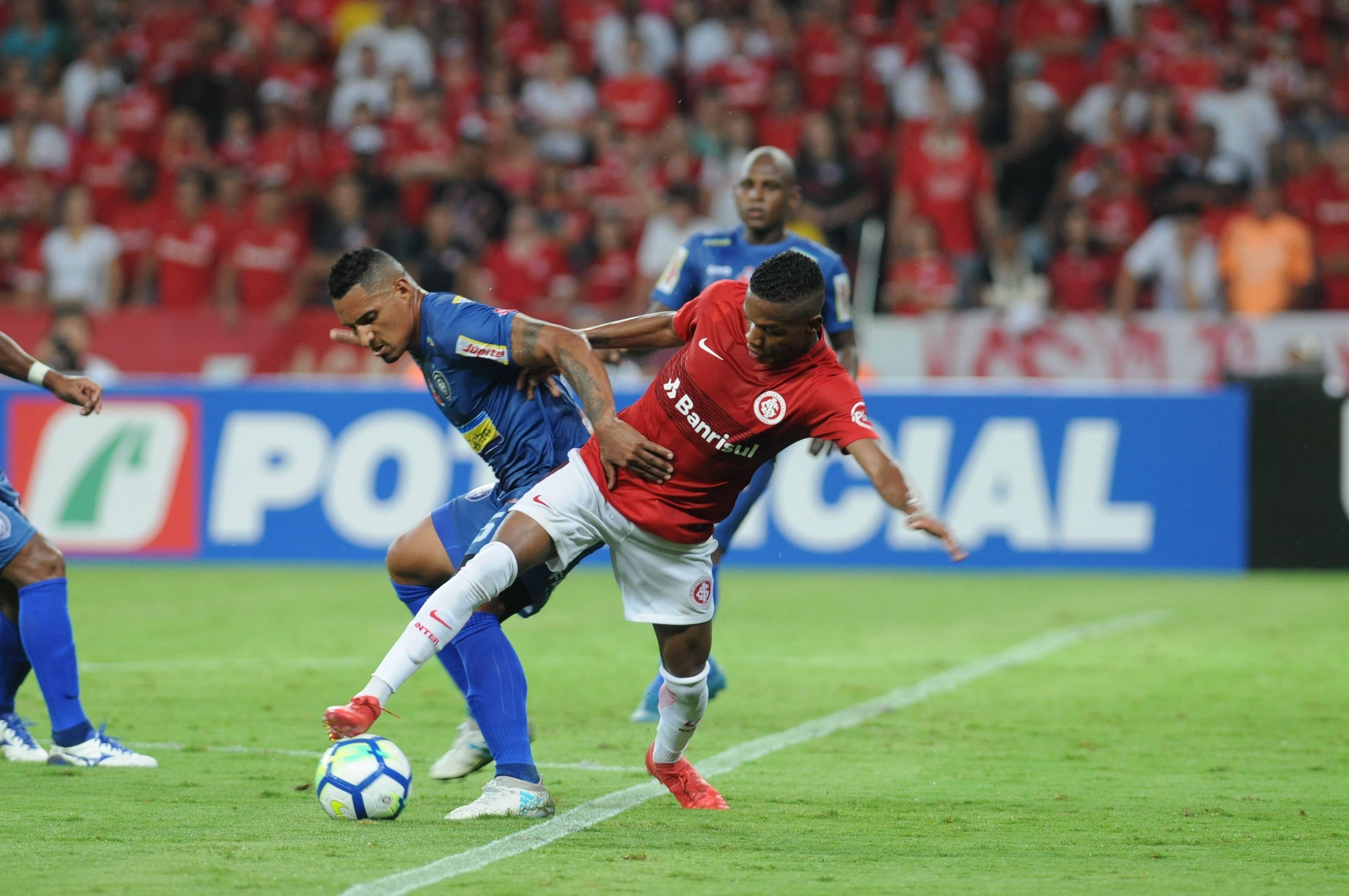 Marcinho espera marcar logo o primeiro gol pelo Inter