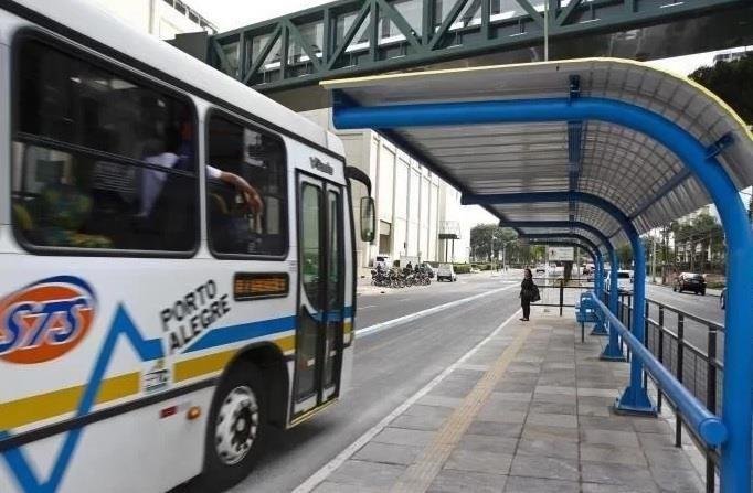 Reajuste da passagem de &ocirc;nibus ainda est&aacute; indefinido