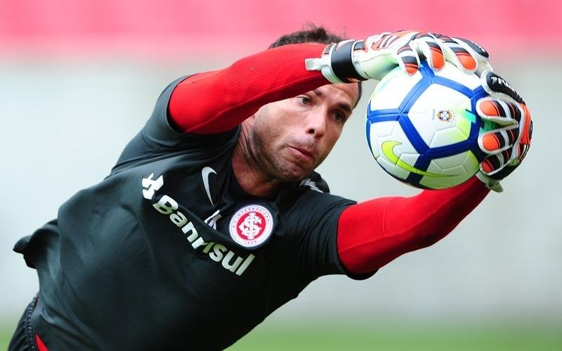 Goleiros do Inter fizeram seis partidas cada na temporada