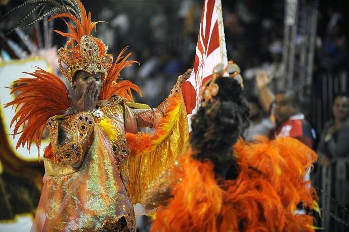 Imperadores do Samba, campe&atilde; em 2017, ser&aacute; a &uacute;ltima a desfilar
