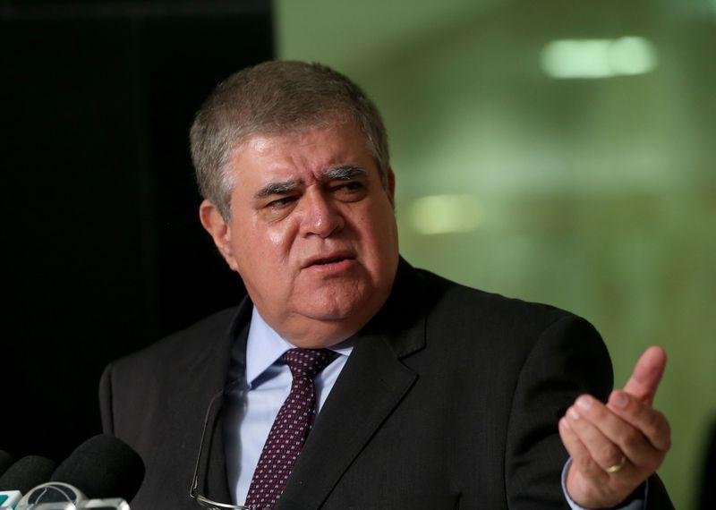 Ministro salientou que presidente deve divulgar extratos para provar que n&atilde;o tem nada a esconder