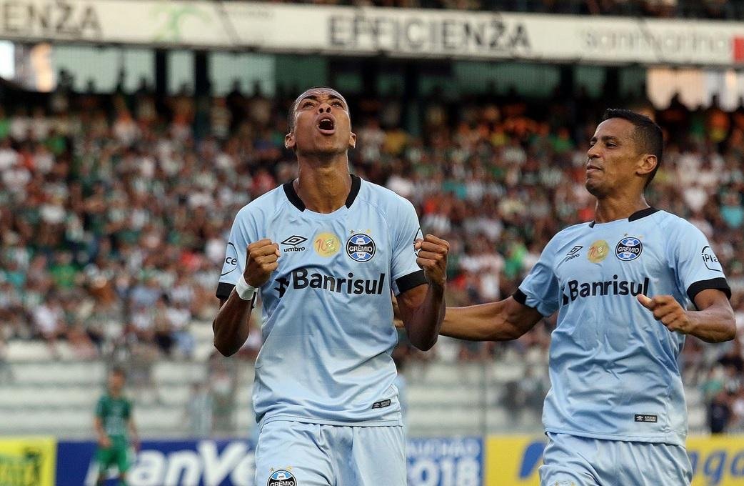 Gr&ecirc;mio tenta definir classifica&ccedil;&atilde;o em nova final com S&atilde;o Paulo 
