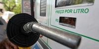 Governo estuda mudança na tributação de combustíveis, diz Meirelles