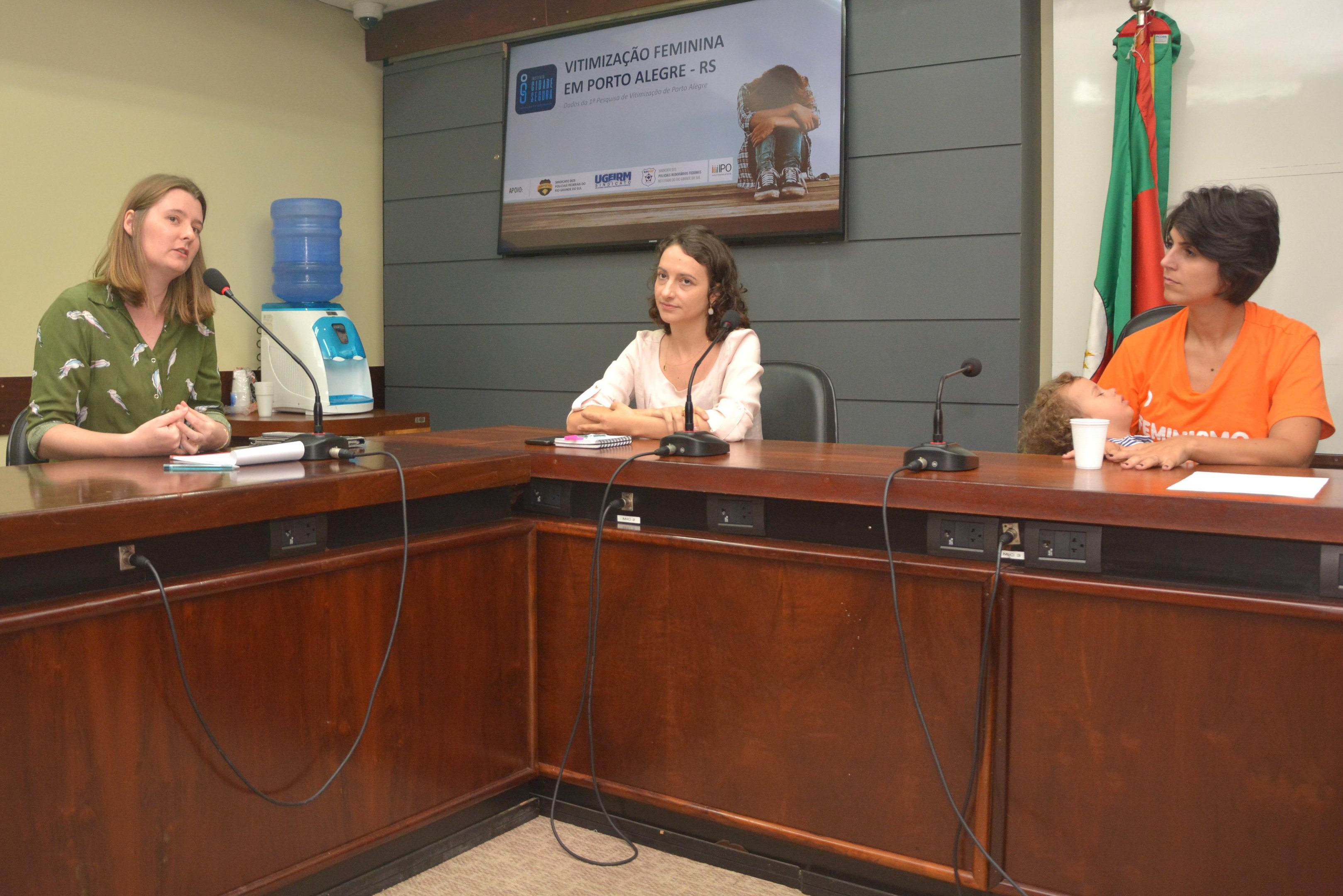 Deputada Manuela d &Aacute;vila (PCdoB) defendeu a necessidade de debater o machismo