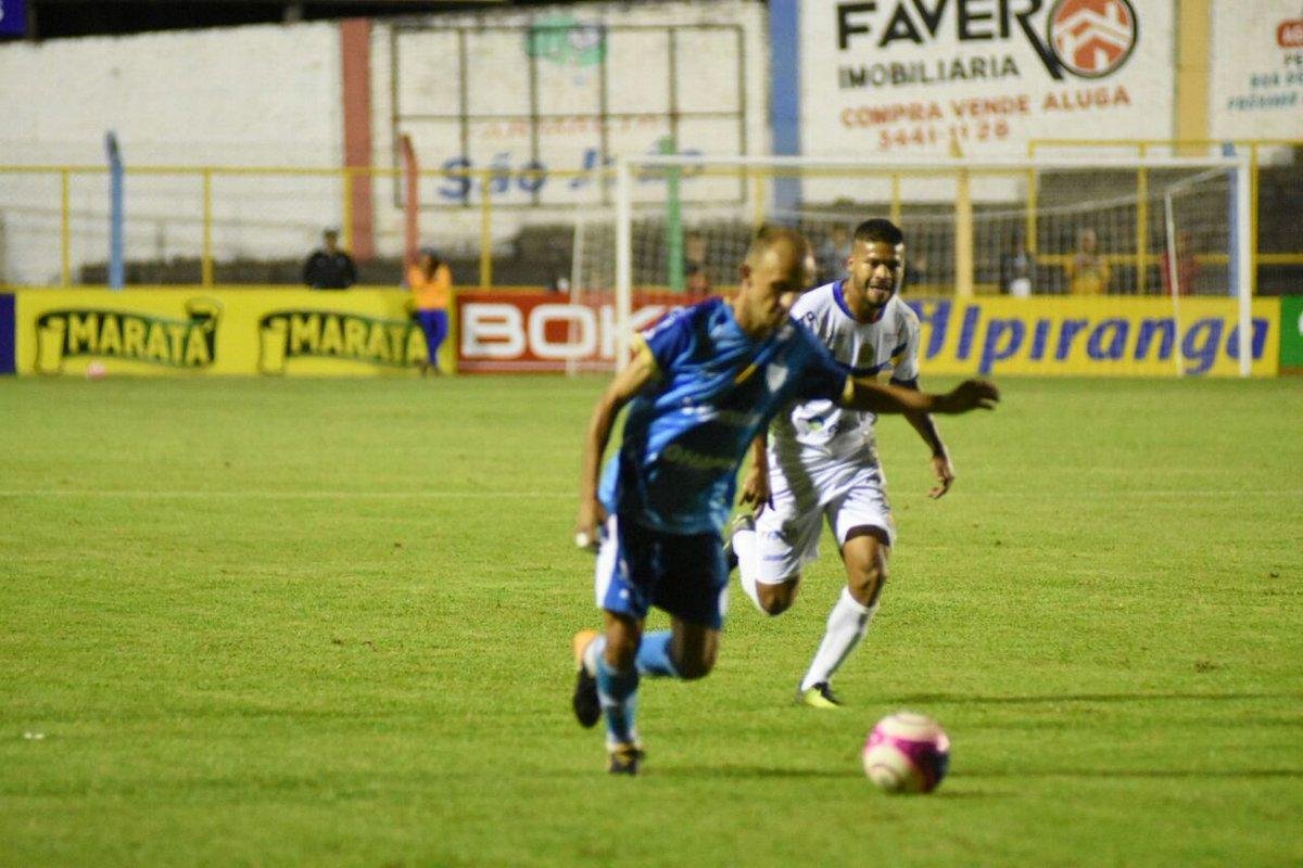 VEC bateu o Noia por 3 a 1 na Serra