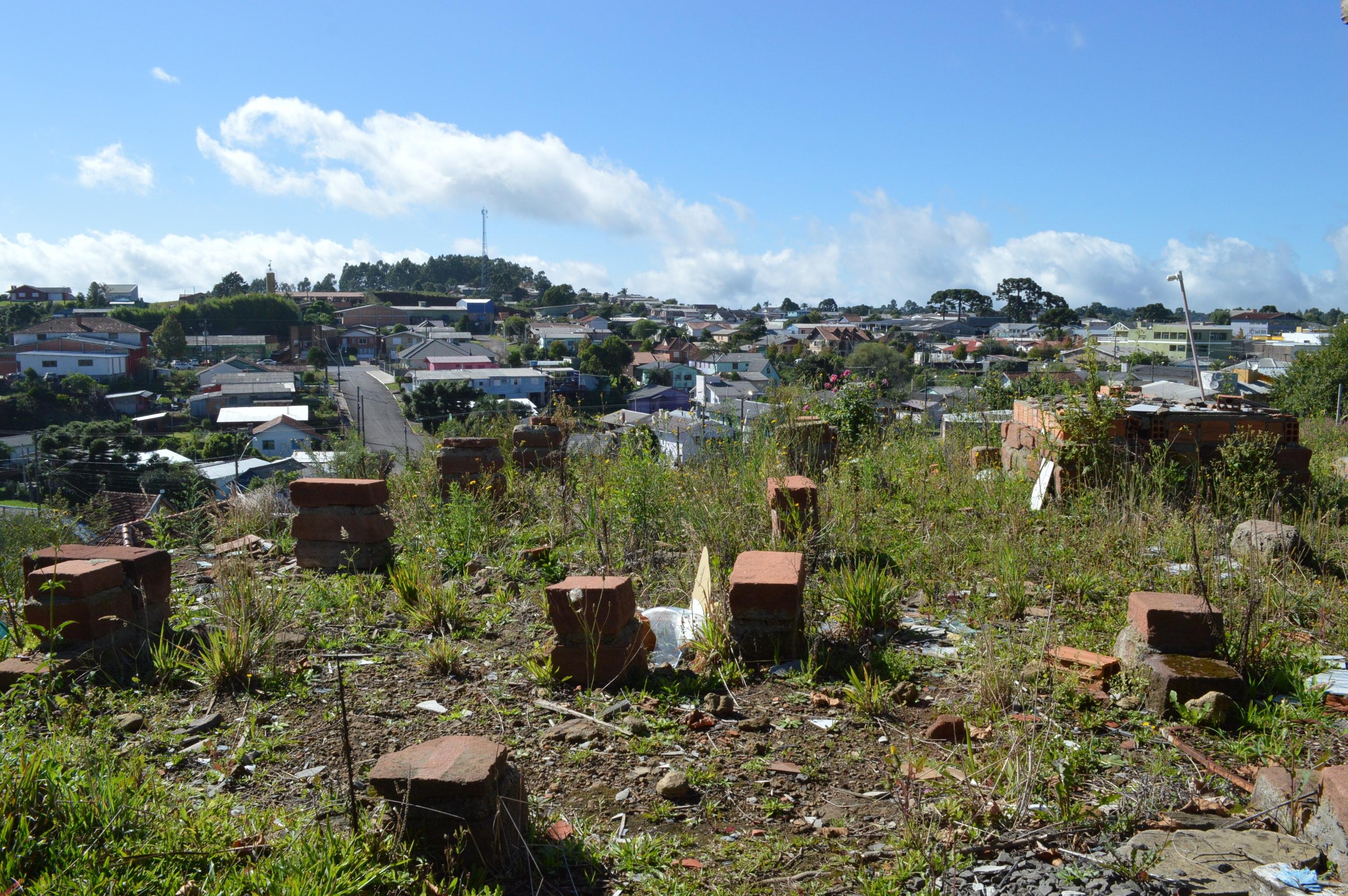 O dano estimado para a reconstru&ccedil;&atilde;o das moradias e bens p&uacute;blicos foi calculado em R$ 8 milh&otilde;es