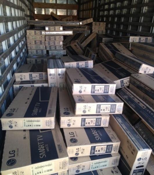 Pol&iacute;cia faz apreens&atilde;o de carga avaliada em mais de R$ 430 mil em Canoas  