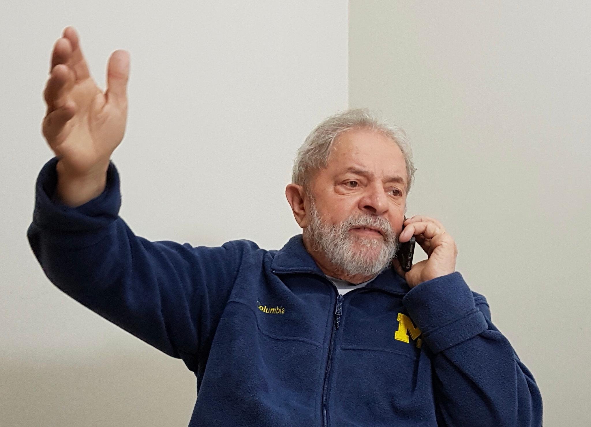 Livro com entrevistas de Lula ser&aacute; lan&ccedil;ado nesta sexta-feira