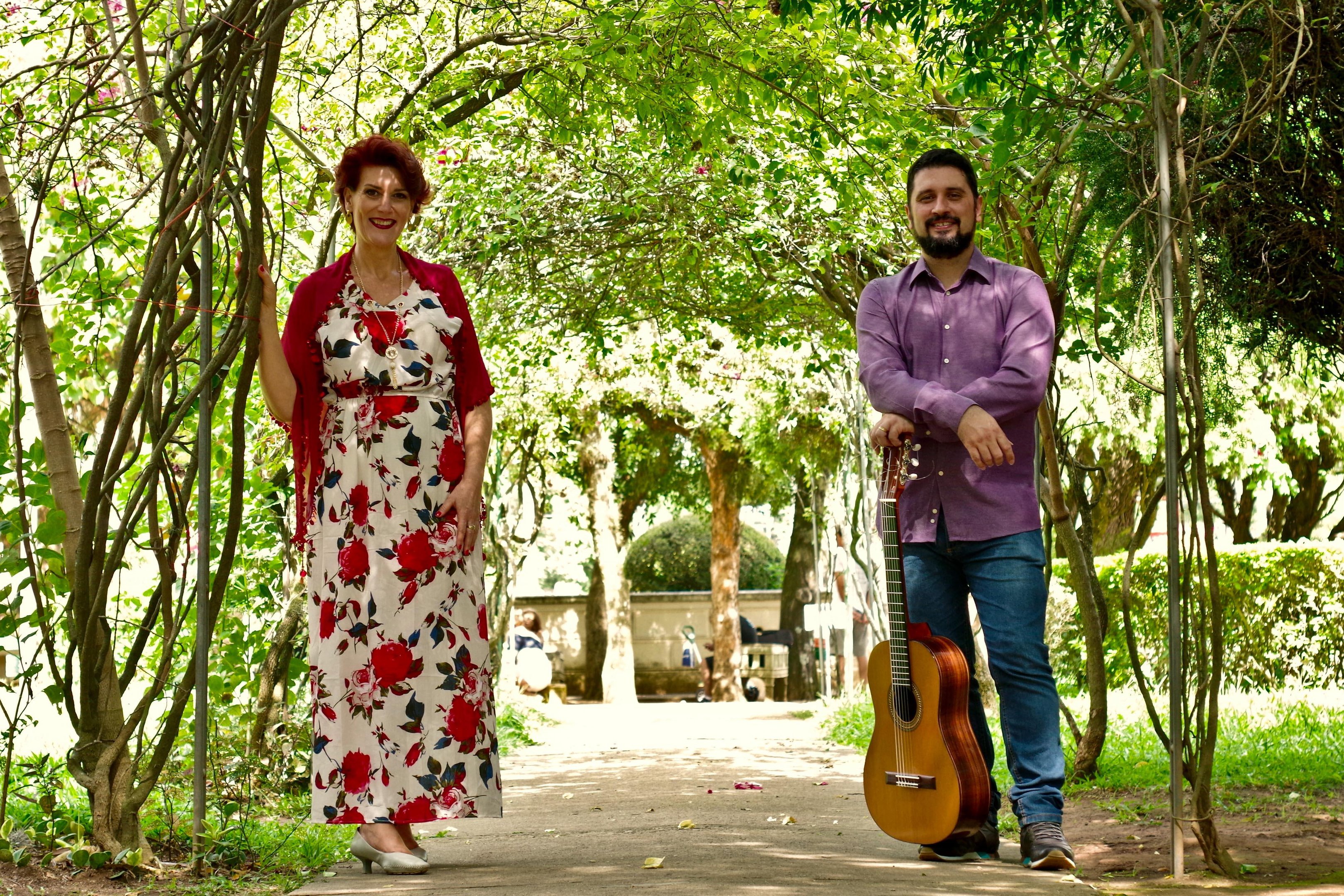 Espet&aacute;culo inclui voz e viol&atilde;o para um repert&oacute;rio de compositores espanh&oacute;is