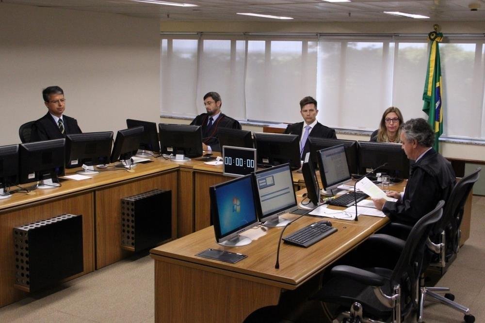 TRF4 informou que advogados dever&atilde;o consultar sistema eletr&ocirc;nico por informa&ccedil;&atilde;o
