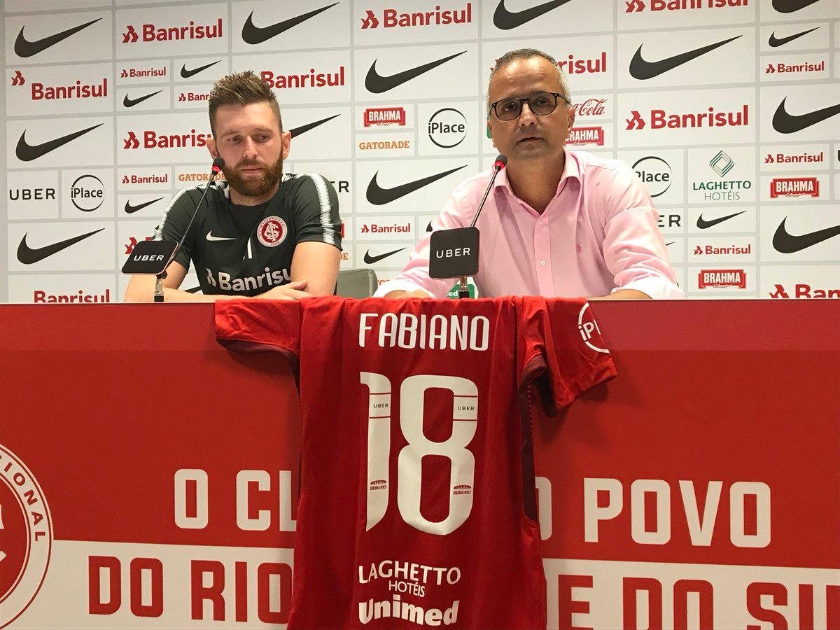 Fabiano foi apresentado como refor&ccedil;o do Inter 