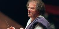 Maestro James Levine processa Ópera Met após demissão por abuso