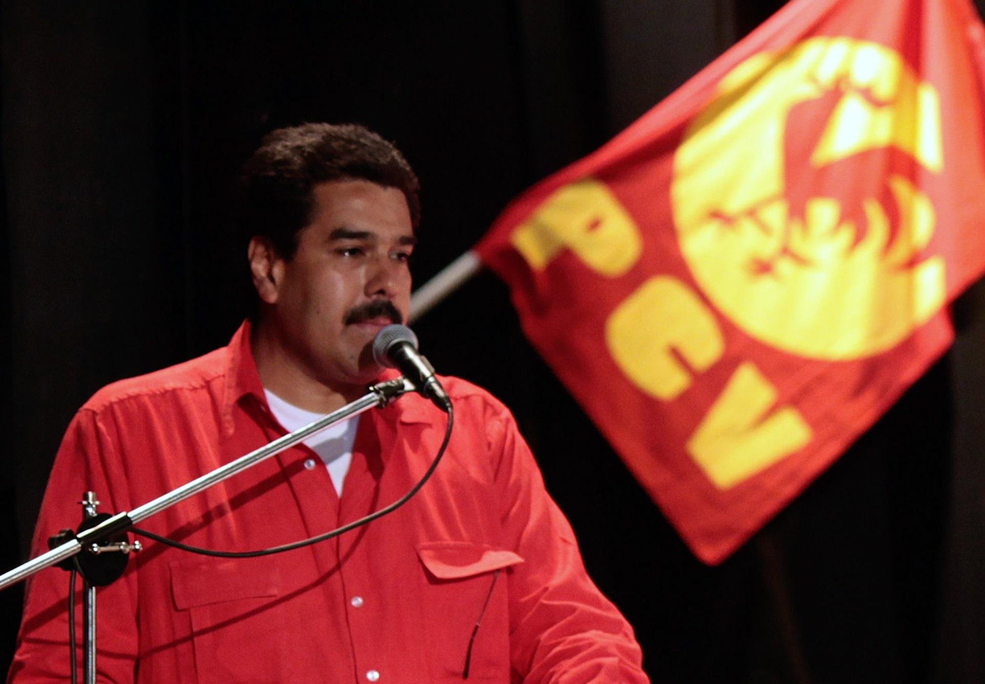 Presidente j&aacute; lan&ccedil;ou "Plano Coelho" na tentativa de combater s&eacute;rios problemas de abastecimento
