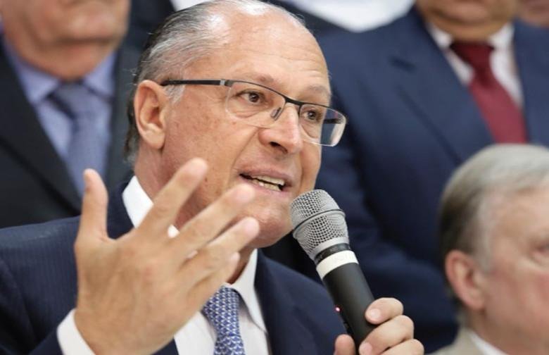 Governador de S&atilde;o Paulo garante projeto de desburocratiza&ccedil;&atilde;o e retomada da reforma da Previd&ecirc;ncia